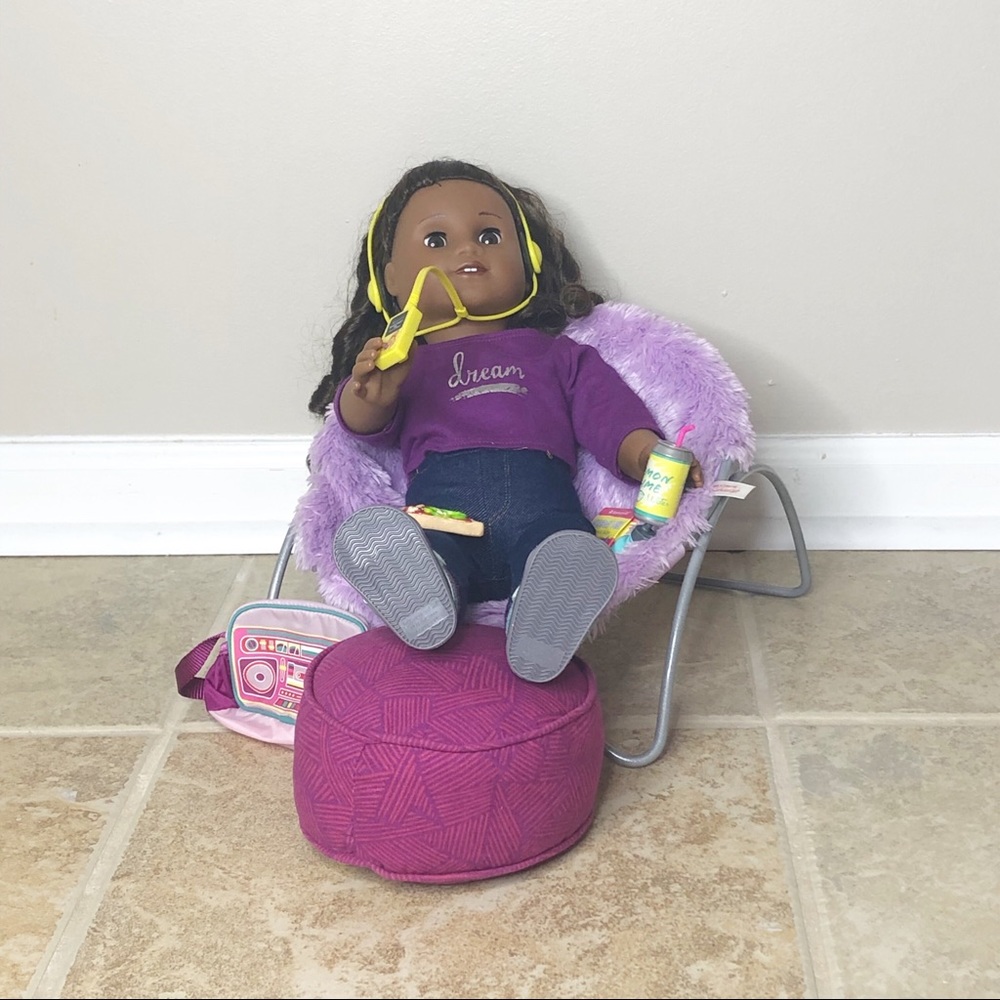 American girl Gabriella’s chair and dance bag set